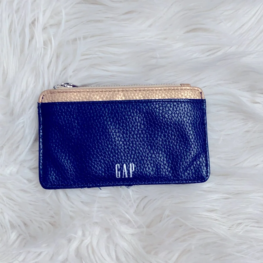 Card Case - Picture 1 of 10